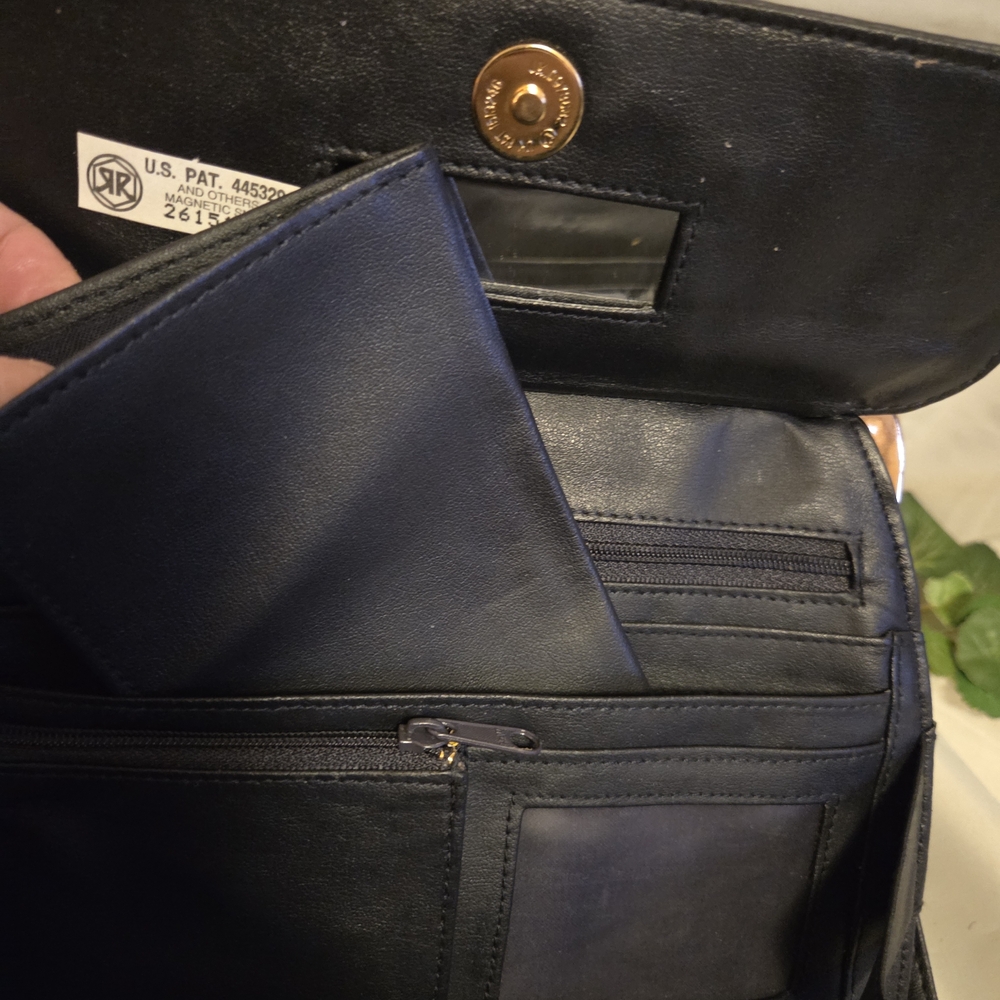 Trendy Blue Kiss Lock Wallet Crossbody Purse Gold Frame Clutch Shoulder Bag - Picture 10 of 16